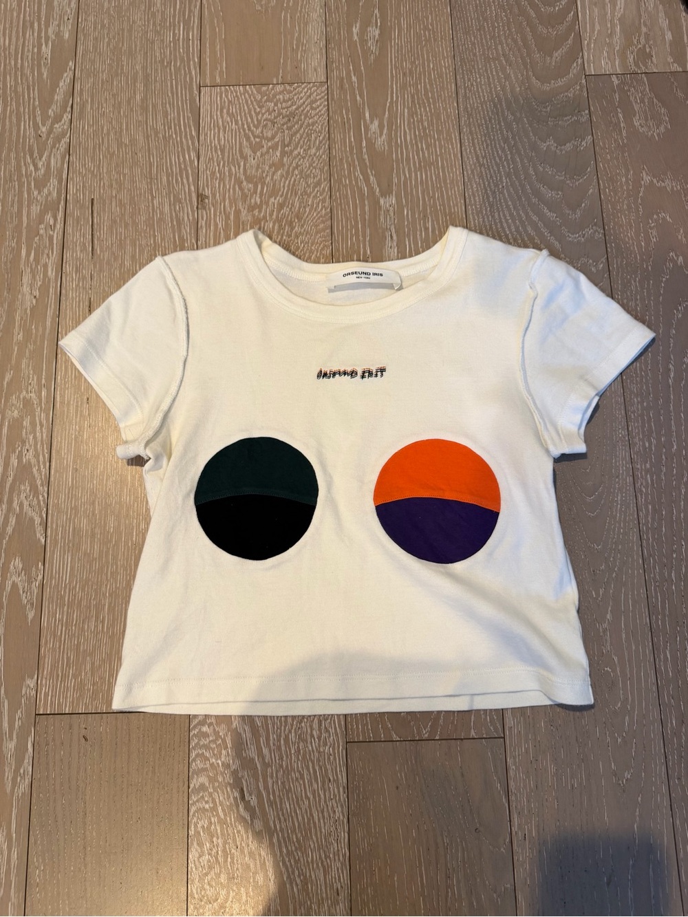 Orseund Iris Circle Bust Wonderland Crop Tee